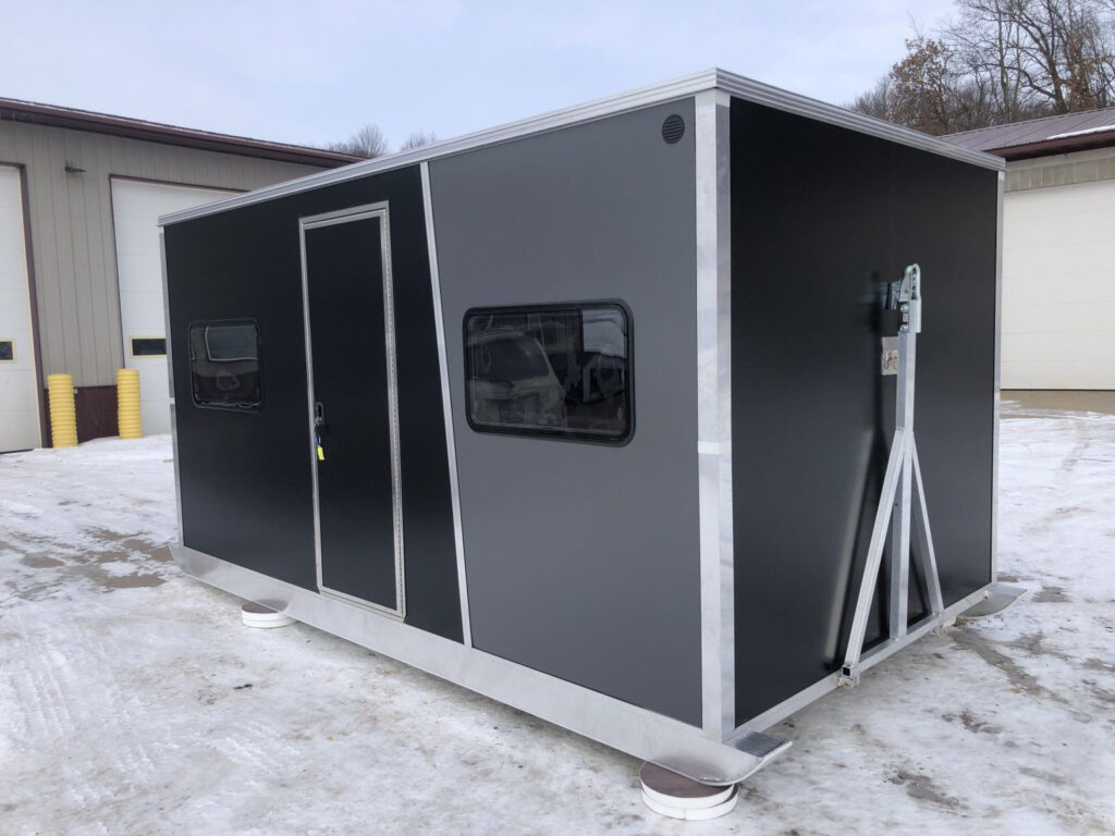 Домик для зимней рыбалки