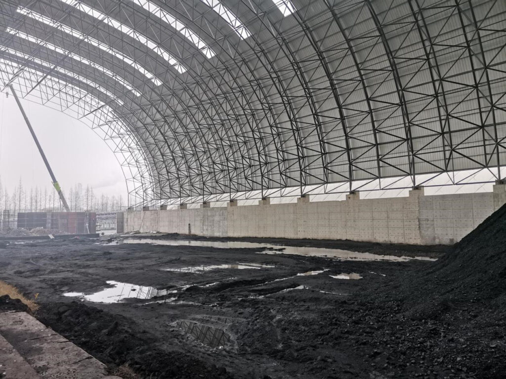 Угольный ангар