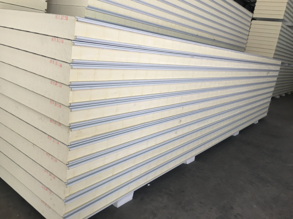 изолированные сэндвич панели